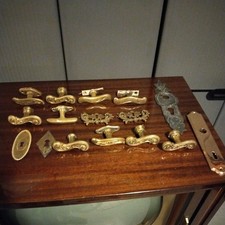 16  Stück antike Beschläge