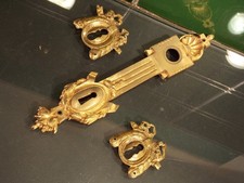 3x antike Schlüsselloch- Tür