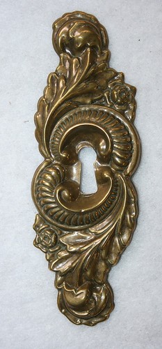 Beschlag mit schlüsselloch - beschlag,
